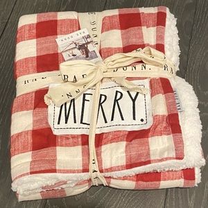 NWT Rae Dunn MERRY Woven Red Buffalo Check With Sherpa Reverse Throw